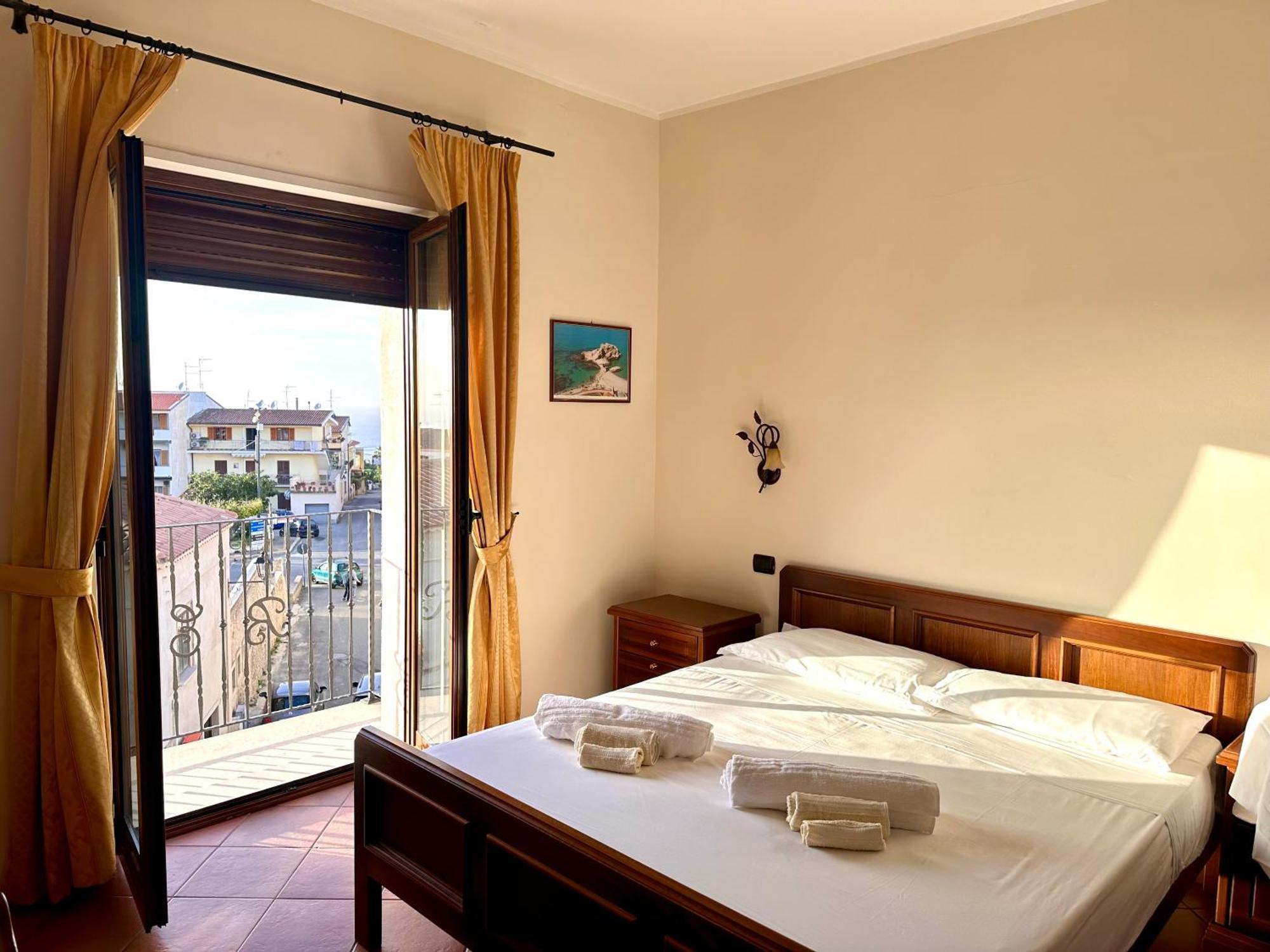 Luxury Accommodation Санта-Доменика Экстерьер фото
