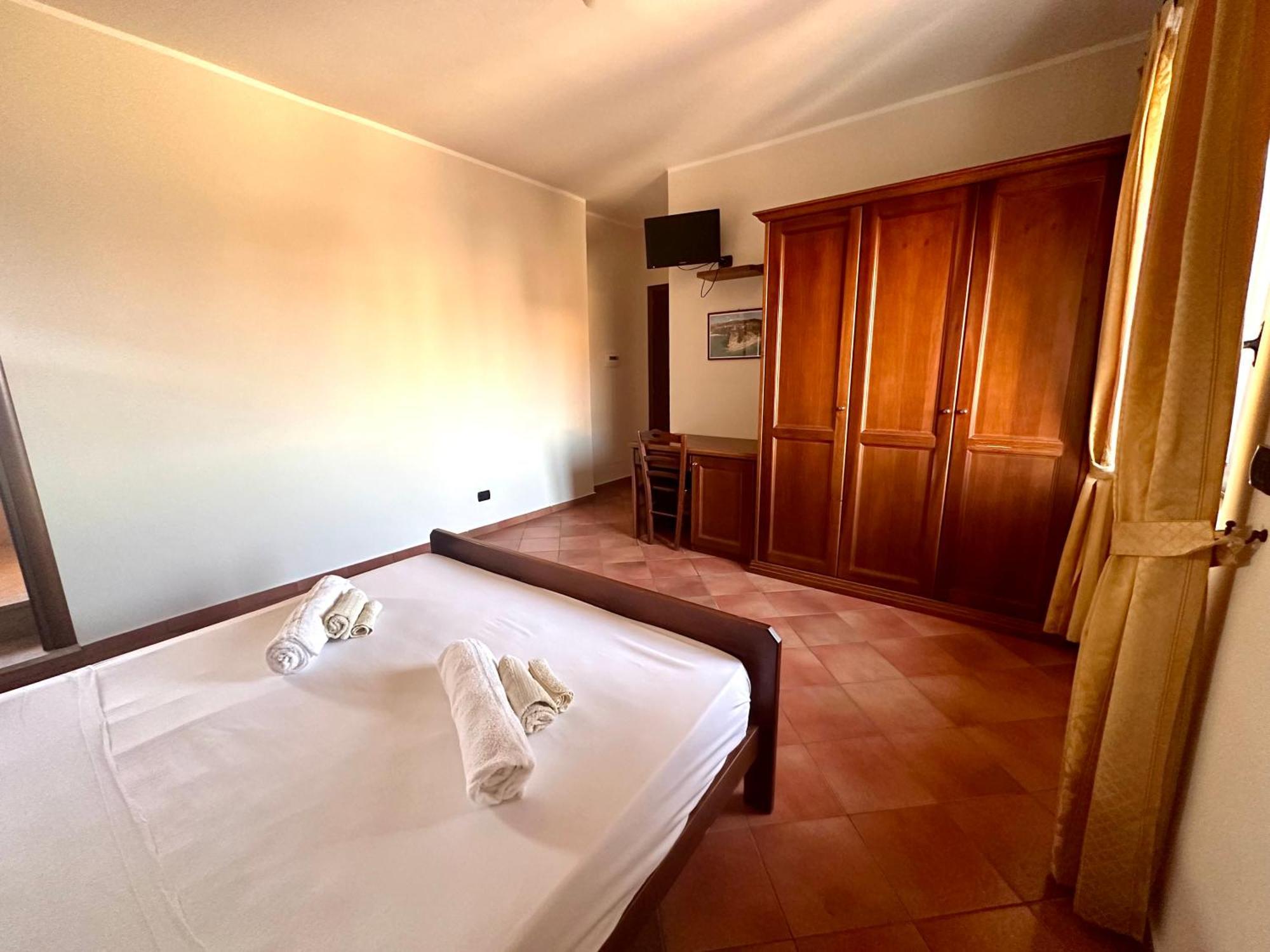 Luxury Accommodation Санта-Доменика Экстерьер фото