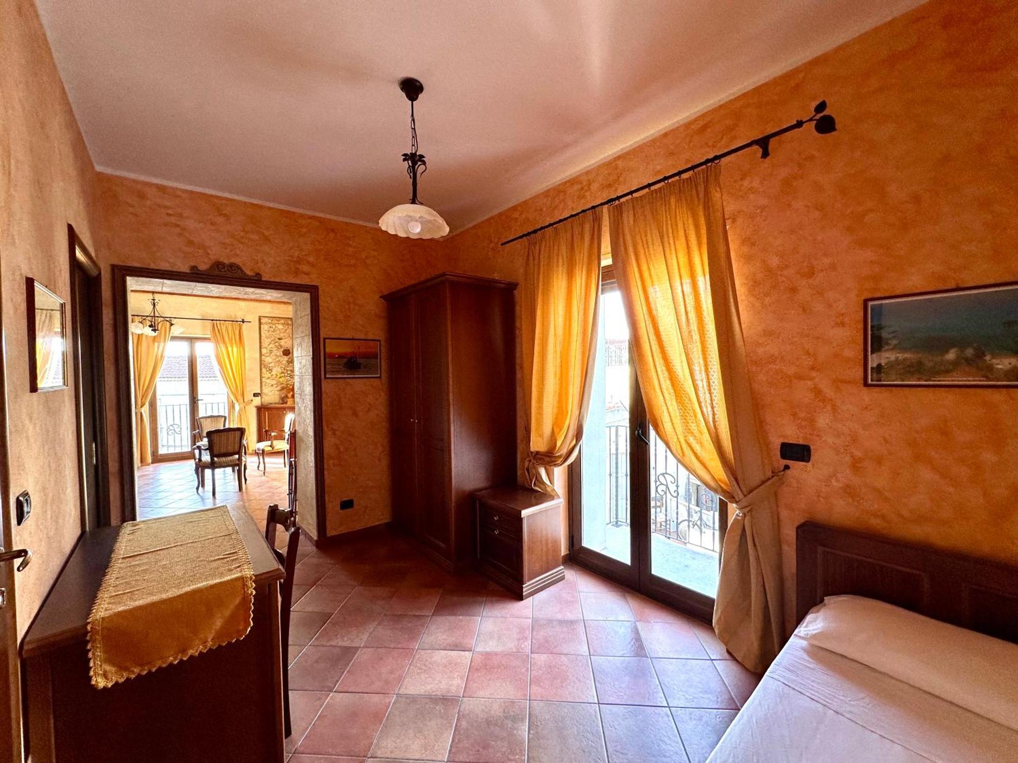 Luxury Accommodation Санта-Доменика Экстерьер фото